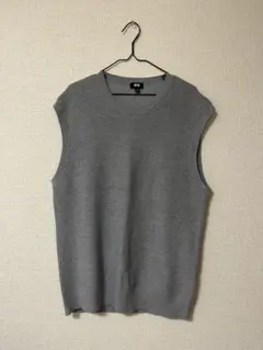 ユニクロ　クルーネックベスト