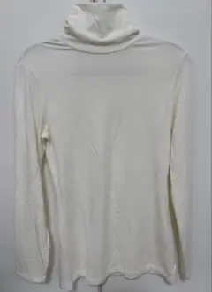 ユニクロ極暖ヒートテックエクストラウォームタートルネックT長袖WOMEN M 白