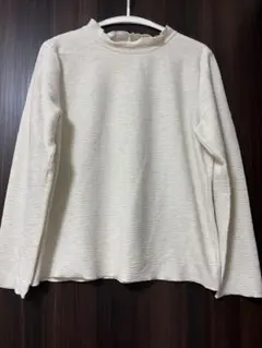 しまむらtal. by yumi. アイボリー長袖Tシャツ