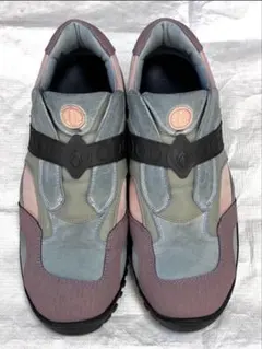 Item thumbnail for item 98a2ba3c-f97c-4f07-b6bb-0eaed5e3d3cb