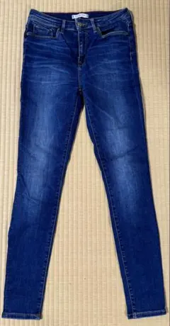 TOMMY HILFIGER スキニーデニム