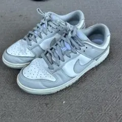 ダンク スニーカー