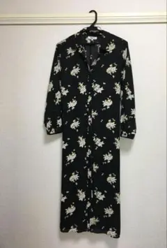 ナチュラル ビューティ ベーシックの花柄シャツ