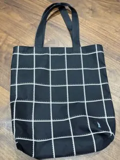 Item thumbnail for item 8f02a5fe-a603-4bc3-bfac-a015d3f9a3f8