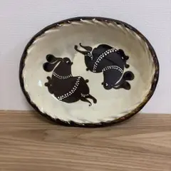 作家 陶芸作家 スリップウエア 馬 うま 5寸皿 縁起皿 うまくいく！ 2枚