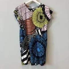 値下げ・Marimekko 半袖ワンピースSiirtolapuutarhaのサムネイル
