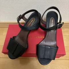 BRUNOMAGLI ブルーノマリ 黒 サンダル アンクルストラップ リボン