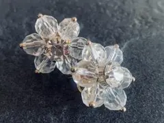 花型　クリスタルピアス