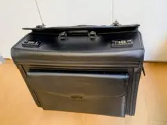 ダイヤルロック付き フライトバッグ　パイロットバッグ