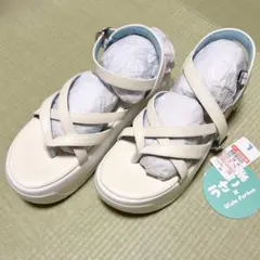 うさこま×しまむらコラボ 厚底トングサンダル Ｌサイズ　完売品のサムネイル