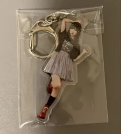 きゅるりんってしてみて 逃げ水あむ アクリルキーホルダー - メルカリ