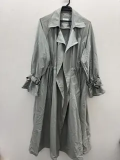 LOWRYS FARM グレー トレンチコートのサムネイル