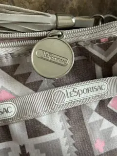 ゆ*こ様 LeSportsac 幾何学模様 ポーチ