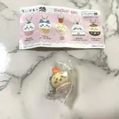 くら寿司 ちいかわ びっくらポン うさぎ えび フィギュア ストラップ