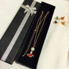 土星のパールのネックレス(赤)＋ギフトbox付き