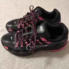 NIKE P-6000 ブラック ピンク スニーカー
