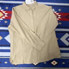 ベージュ 長袖シャツ フリーサイズ
