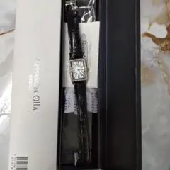 ALESSANDRA OILA ブラックレザー時計