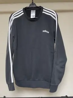 アディダス　スウェット　黒　Mサイズ キレイめ