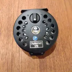 Item thumbnail for item 210840a6-96b5-4592-8a39-67049c8bfbd8