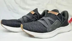 ニューバランス　レディーススニーカー23.5センチ