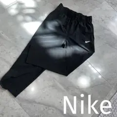 Nike トレーニングパンツ　ブラック
