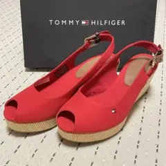 【箱付き・美品】TOMMY HILFIGER ウェッジサンダル 23.0cmのサムネイル