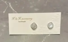 ムーンストーン　スクエア　スタッドピアス サージカルステンレス