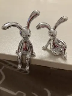 メタリックウサギの置物2点セット