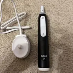 Oral-B iO 電動歯ブラシ本体 ブラック 充電器付き