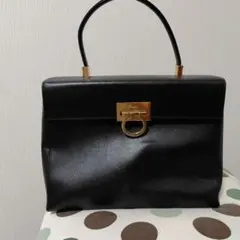 美品 フェラガモ 2way ショルダーバッグ ハンド ガンチーニ レザー 黒