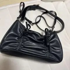 loti ショルダーバッグ ブラック