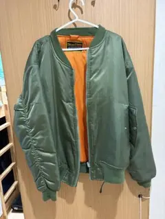 オリーブグリーン MA-1 フライトジャケット