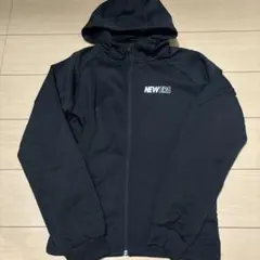 NEWERA ウォームアップジャケット 2 ワードマーク ブラック × ホワイト