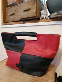 アニエスベー★本革　個性的　浴衣とも合います。レトロバック