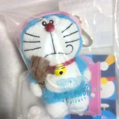 100%ドラえもん&フレンズ お掃除 キーチェーンぬいぐるみ - メルカリ