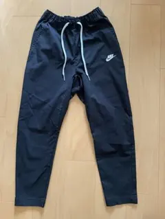 Nike キッズ長ズボン サイズ165のサムネイル