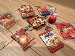 ガチャガチャ9点セット（レッド系）まとめ売り