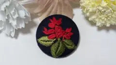 ❀ハンドメイド　サルビアのブローチ　手刺繍❀
