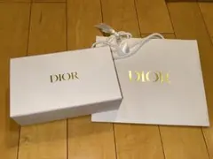 Dior ホワイトギフトボックスと紙袋セット