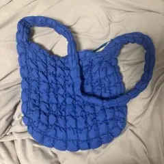 ノームコア　青バッグ