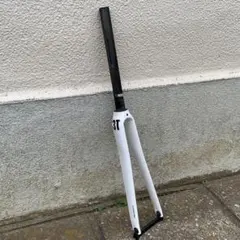 極美品 ROCKSHOX DOMAIN 26インチ スルーアクスル - メルカリ