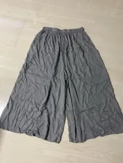 ユニクロ グレー ワイドパンツ ガウチョパンツ