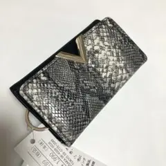 未使用　パイソン柄キーケース　キーリング　カード入れ
