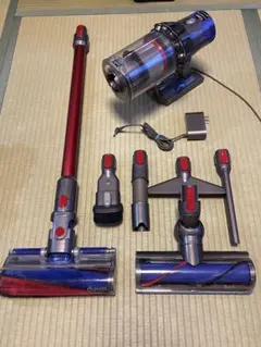 dyson ダイソン　sv12 美品　ダブルヘッドセット　分解清掃済みエコ72分