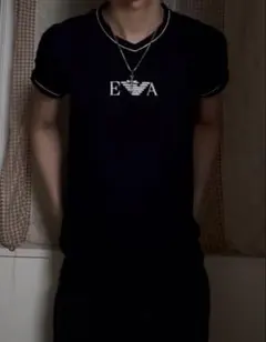 EMPORIO ARMANI Vネック Tシャツ y2k archive メンズのサムネイル