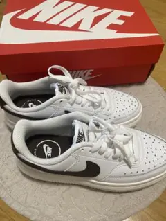 美品　Nike Court Vision 厚底スニーカー23cm