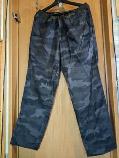 【ユニクロ】UNIQLO　迷彩柄　パンツ　綿100%　サイズ：XL92-100