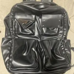 HARE 新品 未使用 プレート ポケット デザインリュックフェイクレザー 
