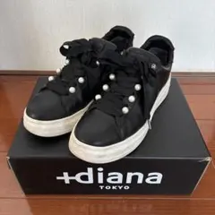 プラスダイアナ+diana パール・ビジュー付き　リボンスニーカー 黒　24.5